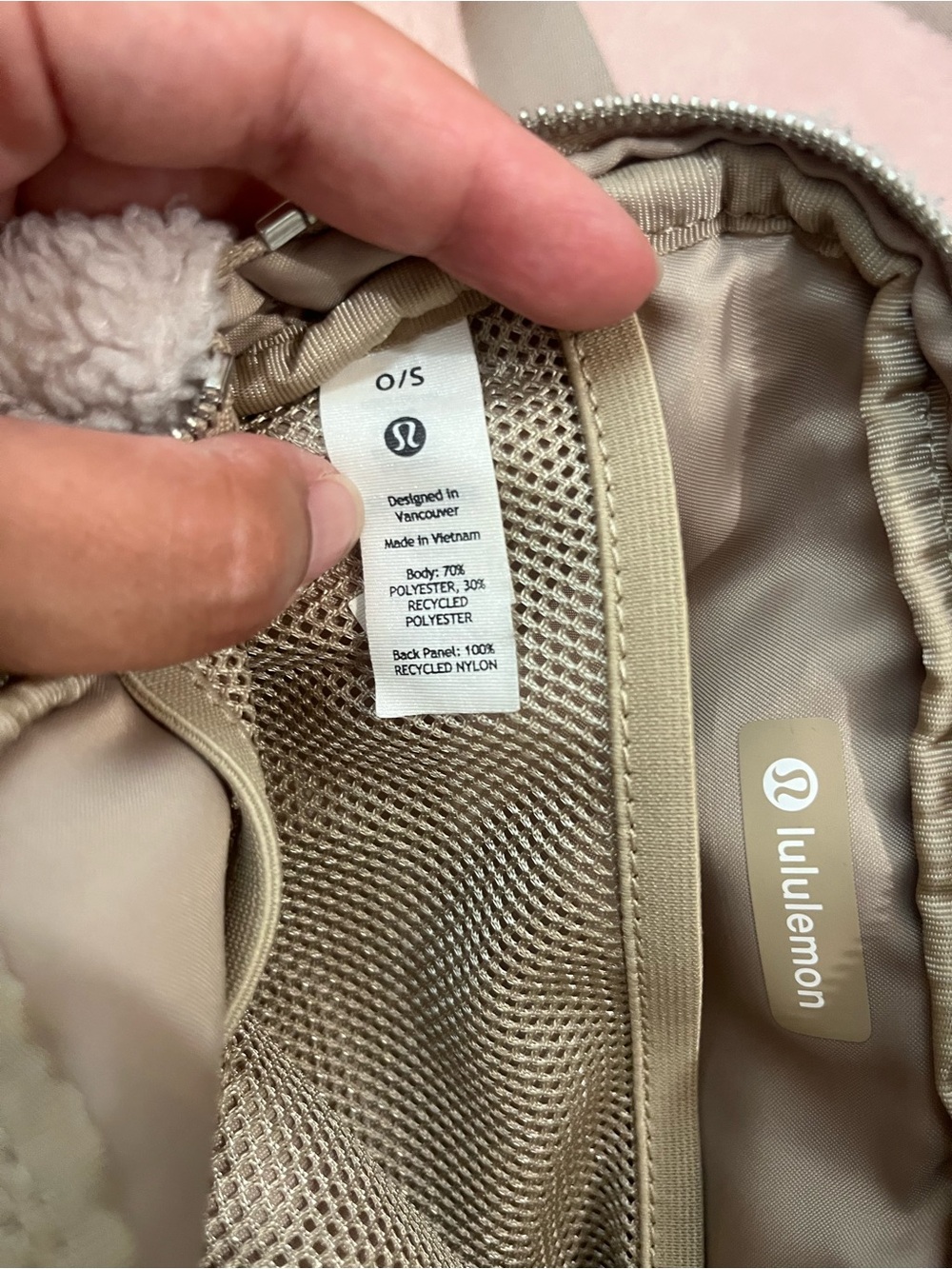 Lululemon Athletica Everywhere Belt Bag - Picture 3 of 14